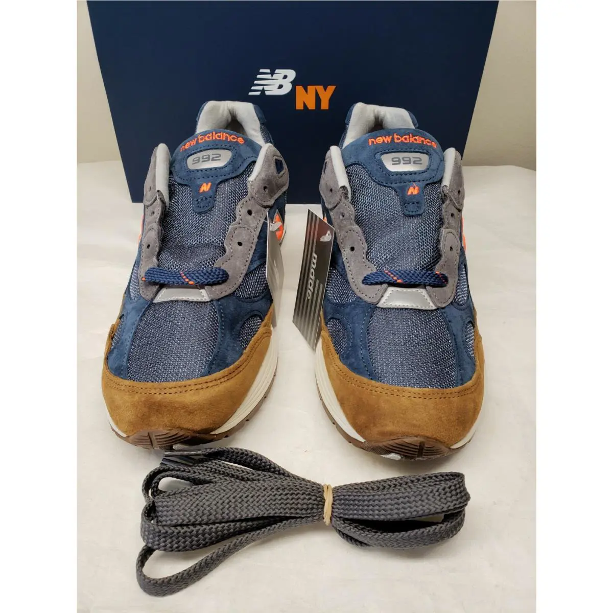 New Balance shoes - NYC 3