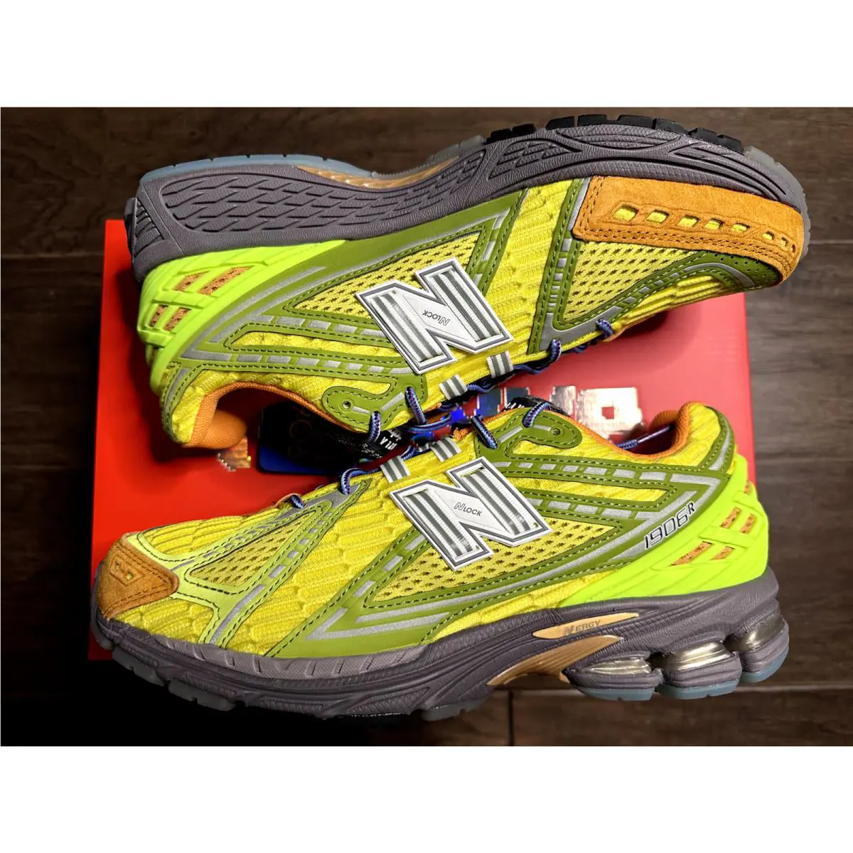 New Balance shoes - Yellow/Orange 0