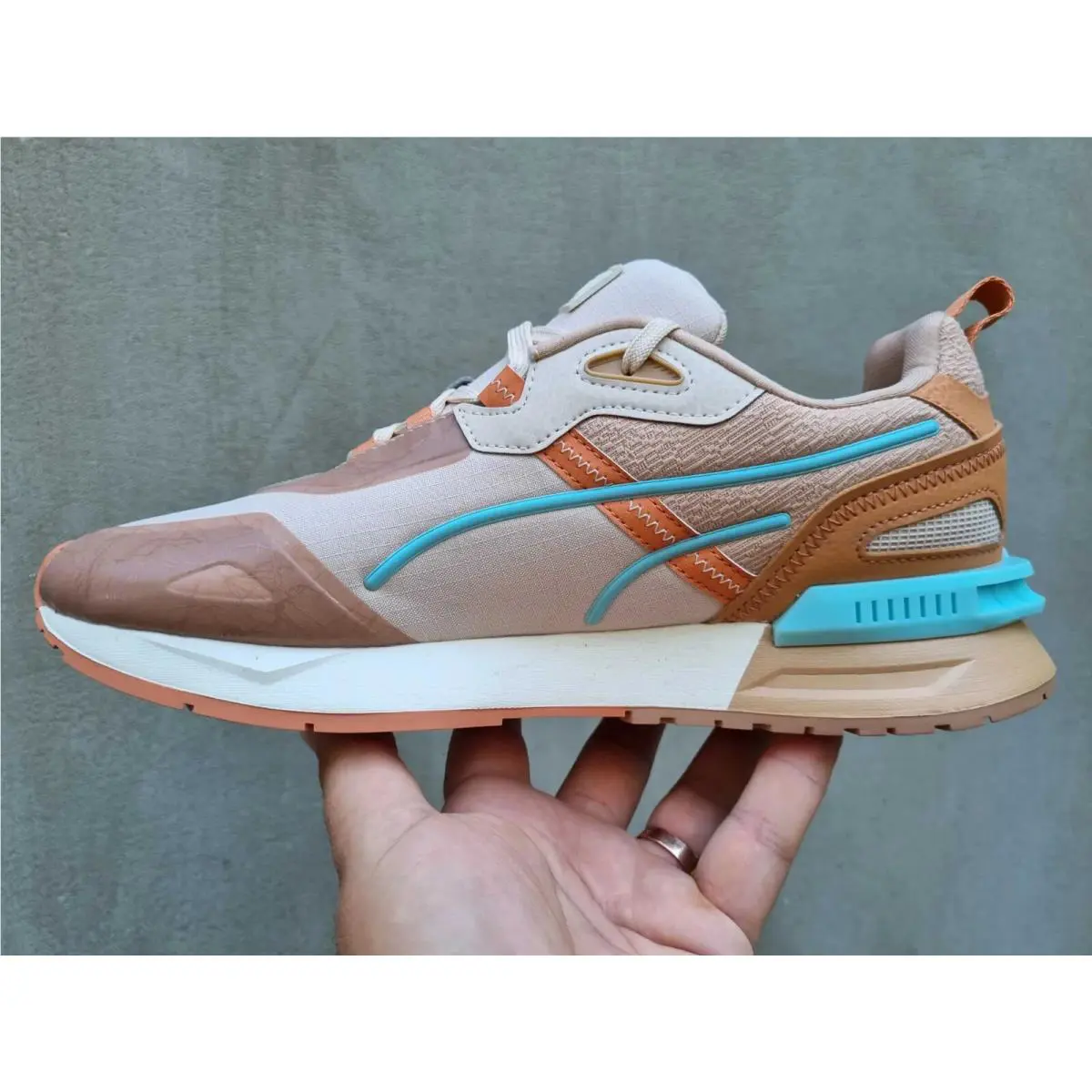 Puma shoes - Puma Mirage Tech Mesa Messenger - 382891-01 - shifting sand/ beige 1