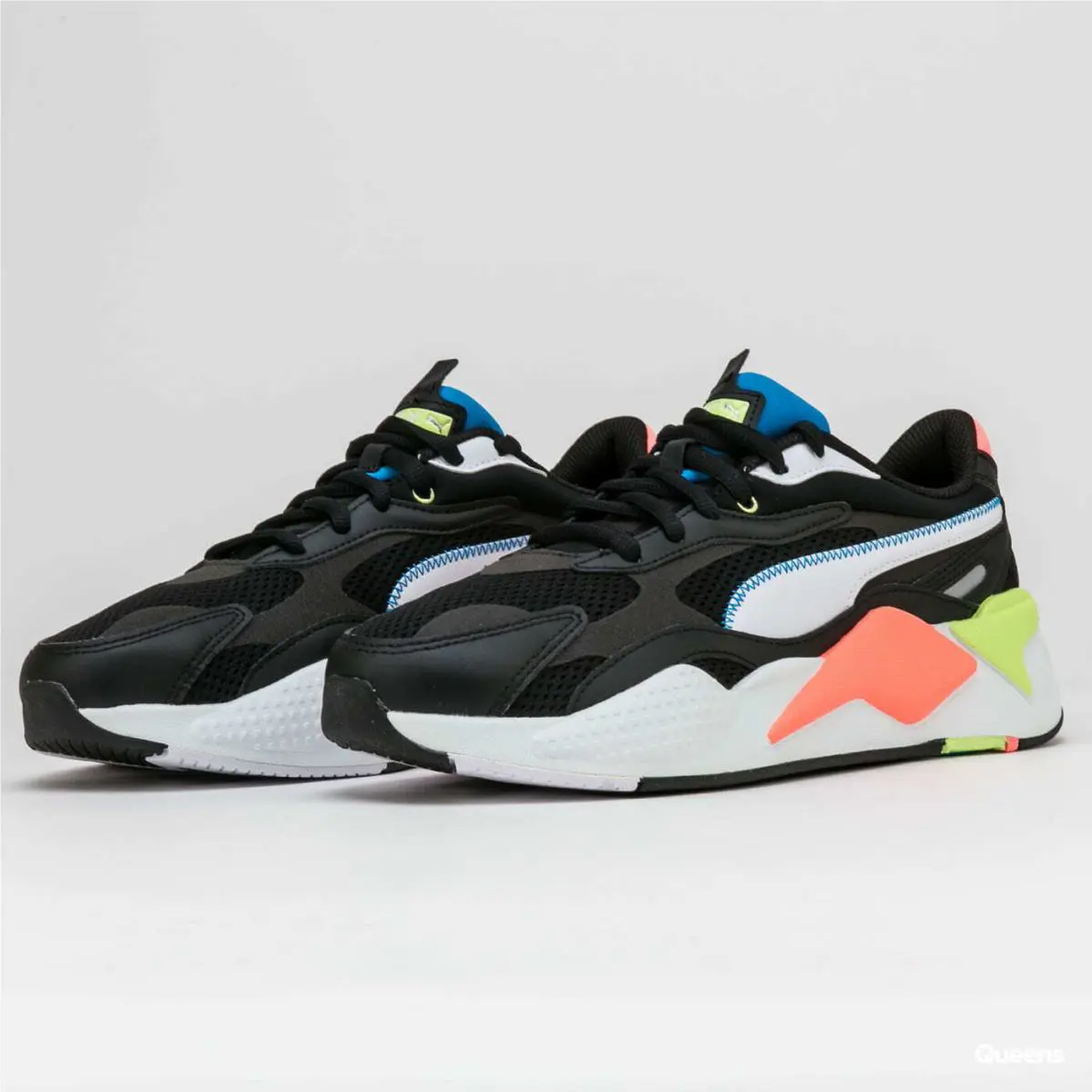 Puma shoes - Multicolor 1