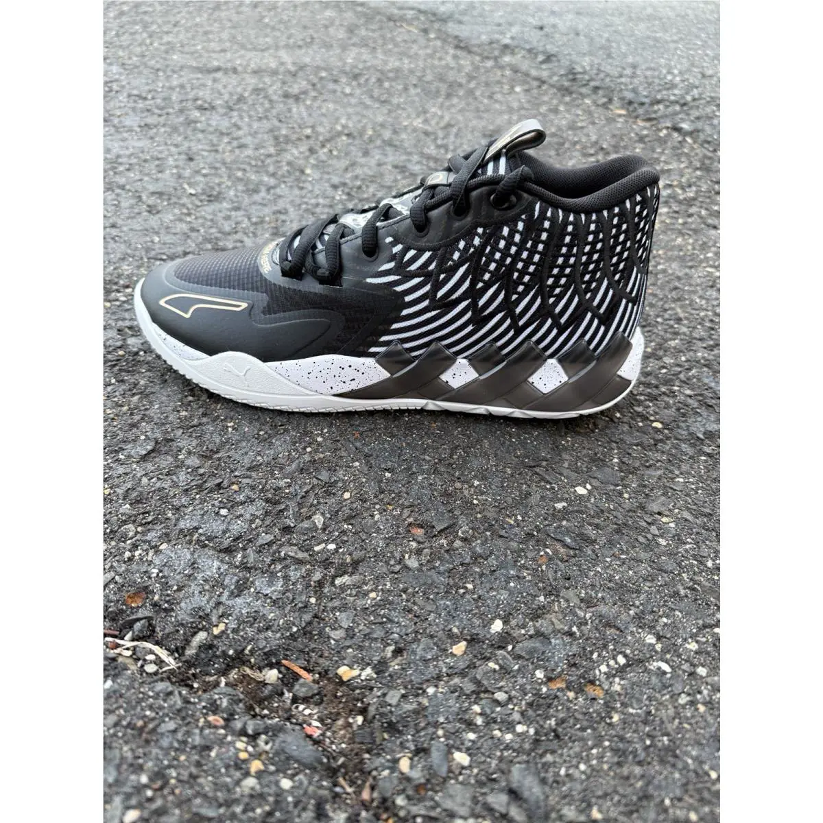 Puma shoes - PUMA LaMelo Ball MB.01 - LaMelo Ball - 310506-01 - Black 0