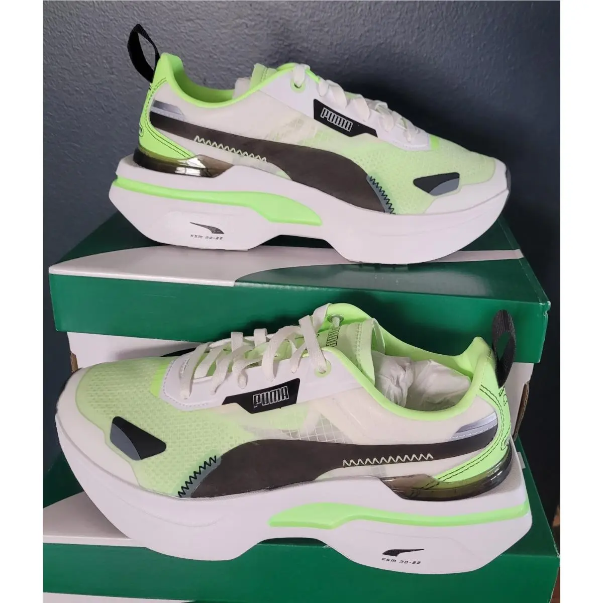 Puma Womens Kosmo Rider `new Realities` Women`s US 8