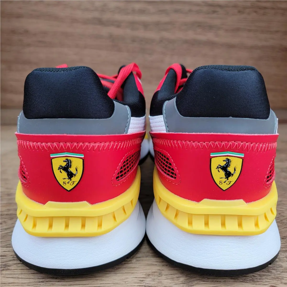 Puma shoes - PUMA Scuderia Ferrari - Scuderia Ferrari - 306769-02 - Red 5