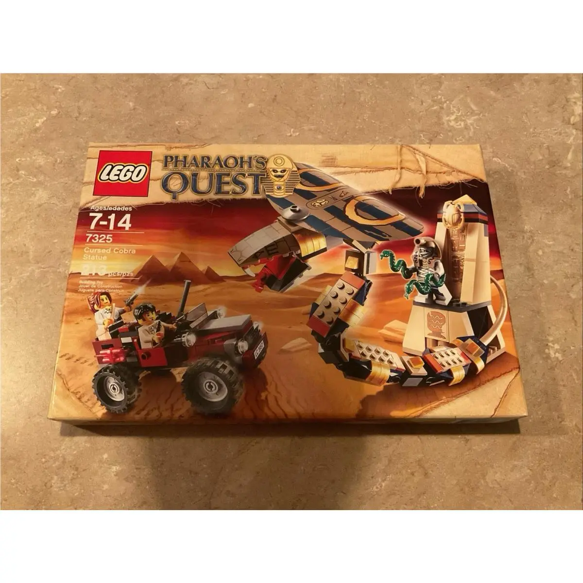 2011 Lego Pharaoh`s Quest: Cursed Cobra Statue 7325