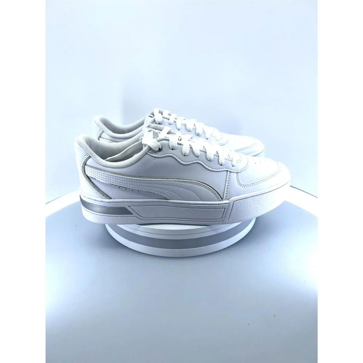 Puma Women`s Size 10 Skye Metallic Sneakers Distressed Box 374797 01