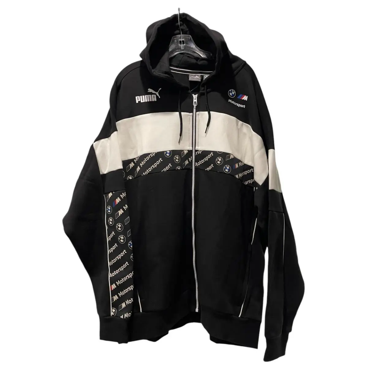 Puma clothing - Black & White (UPC: 196856983564) 0