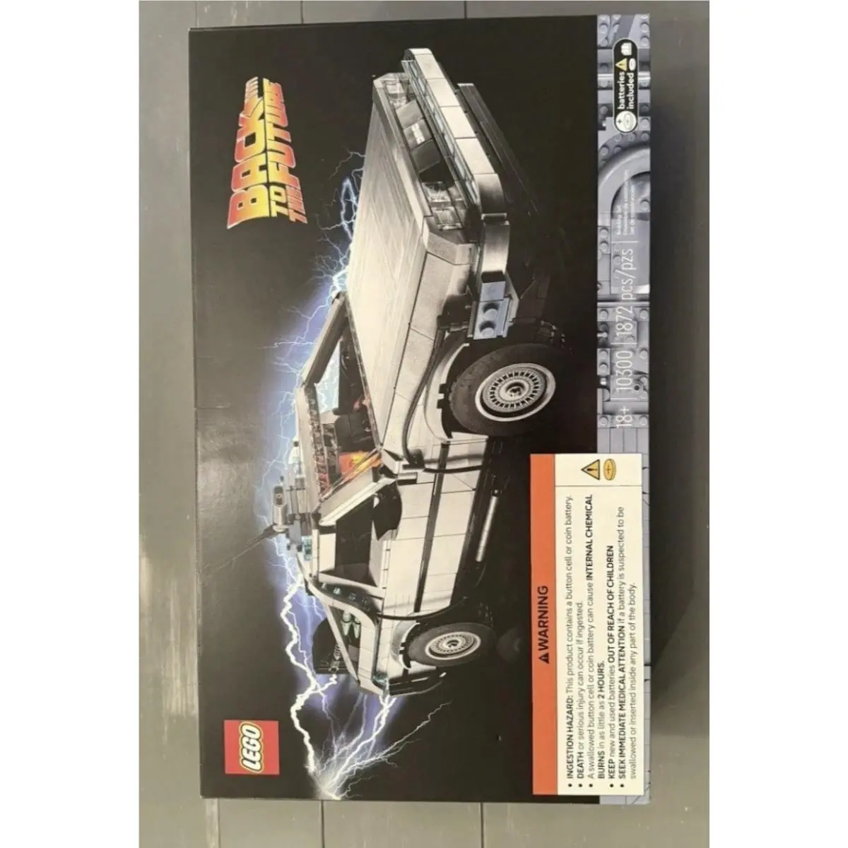 Lego 10300 Back to The Future Time Machine 1872 Pieces