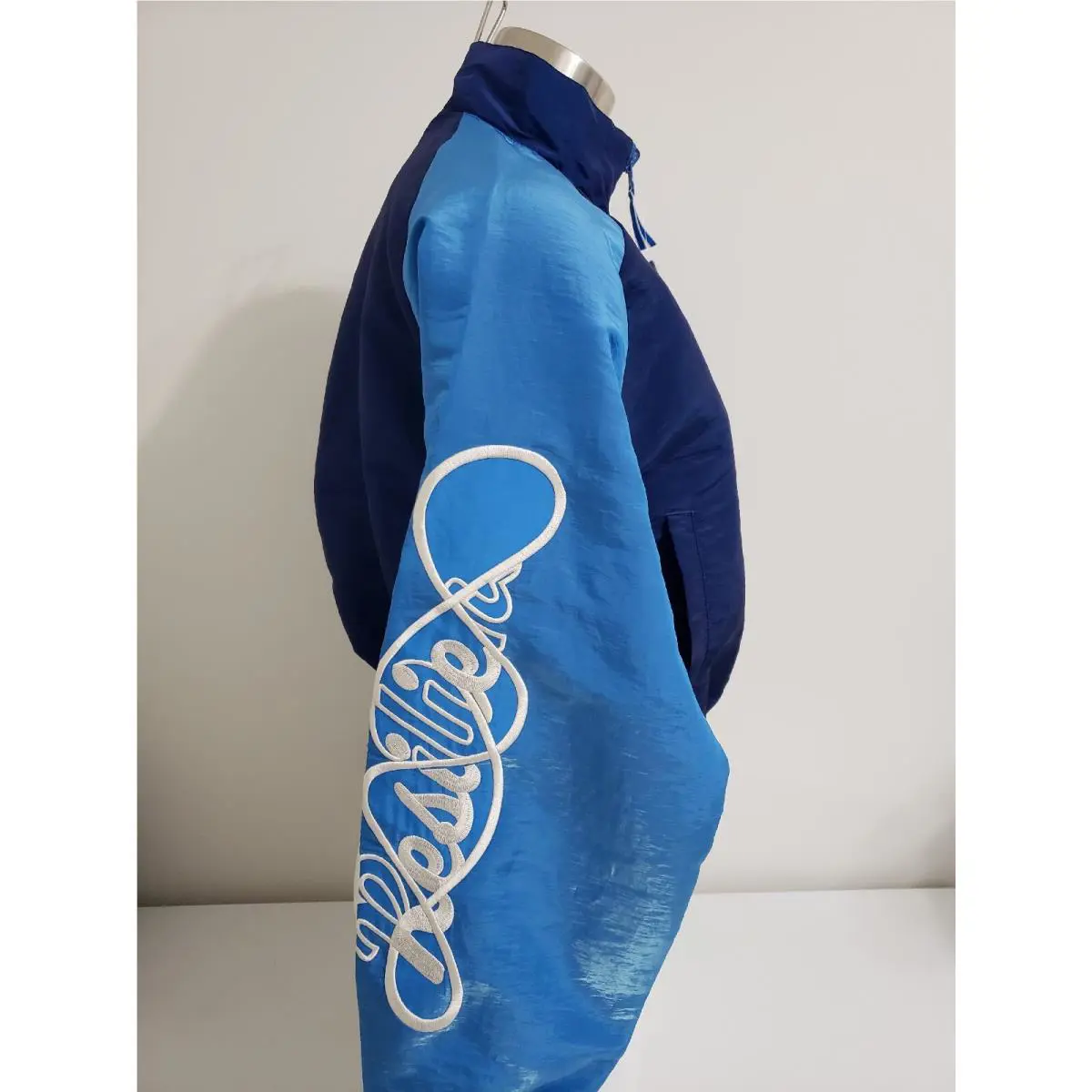 Puma clothing - Blue (UPC: 195099727034) 3