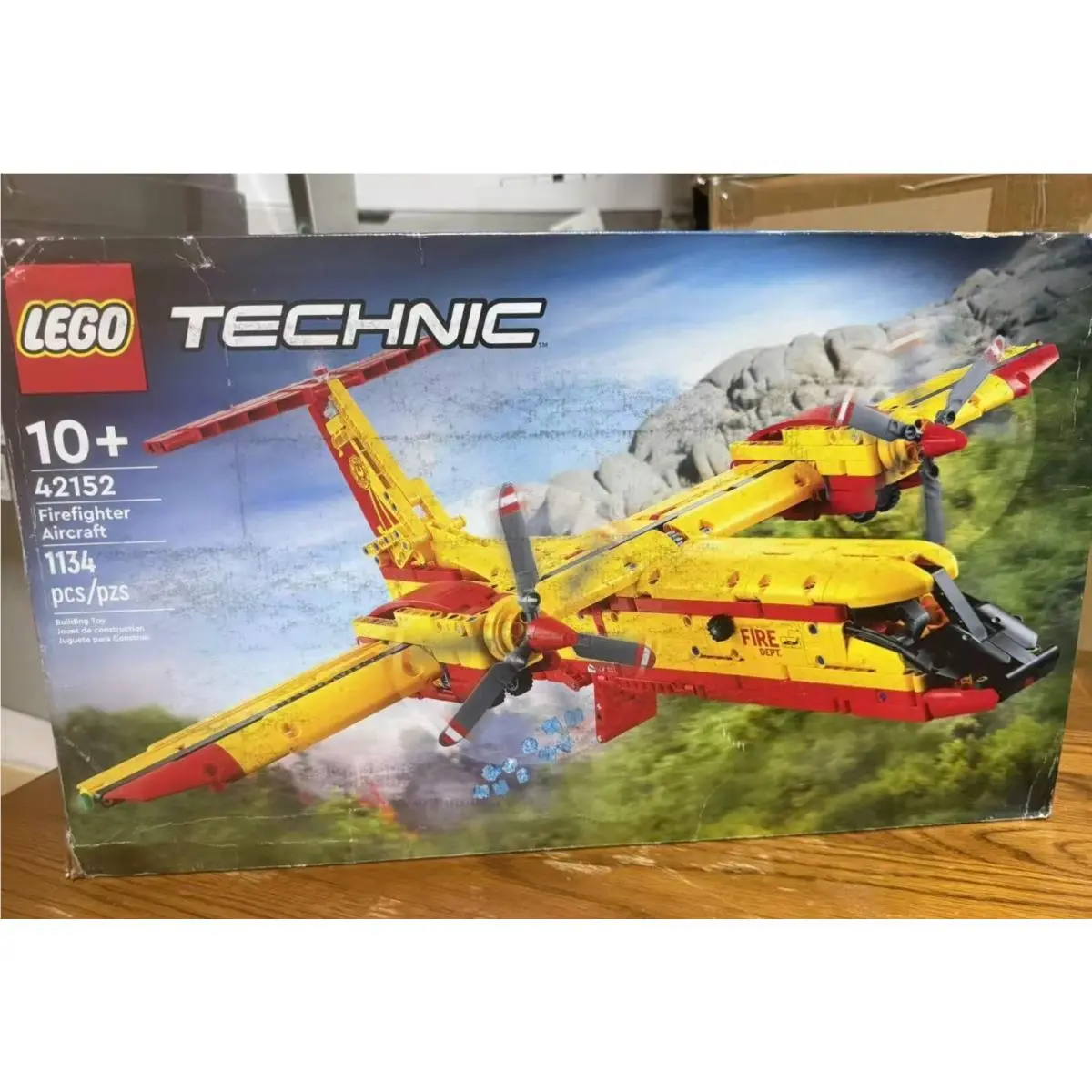 Lego Technic: Firefighter Aircraft 42152
