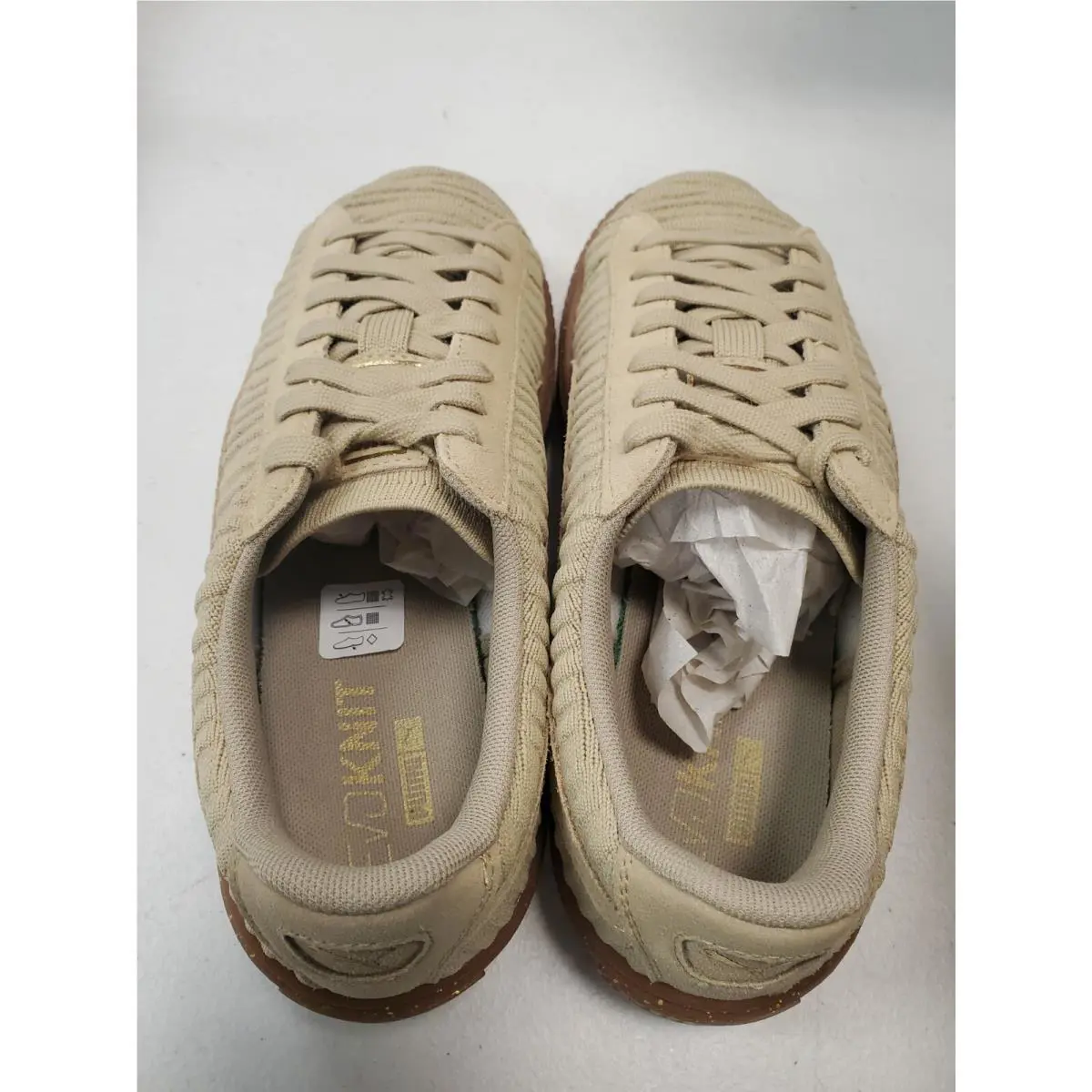 Puma shoes - White 1