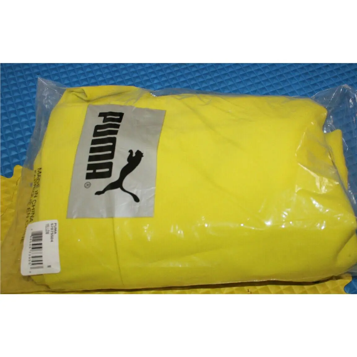 Puma clothing - Black/SULPHUR 3