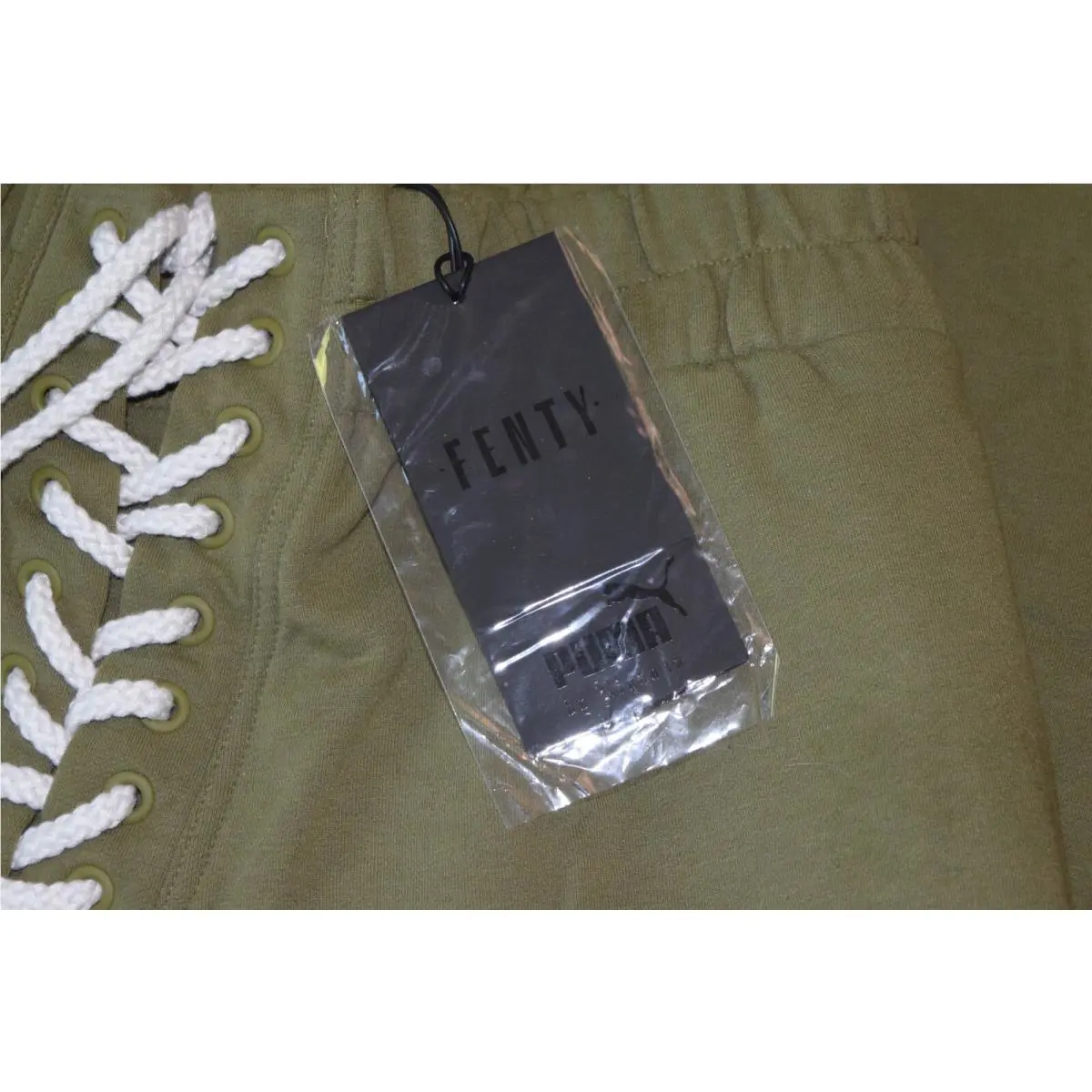Puma clothing - Green (UPC: 190276317886) 3