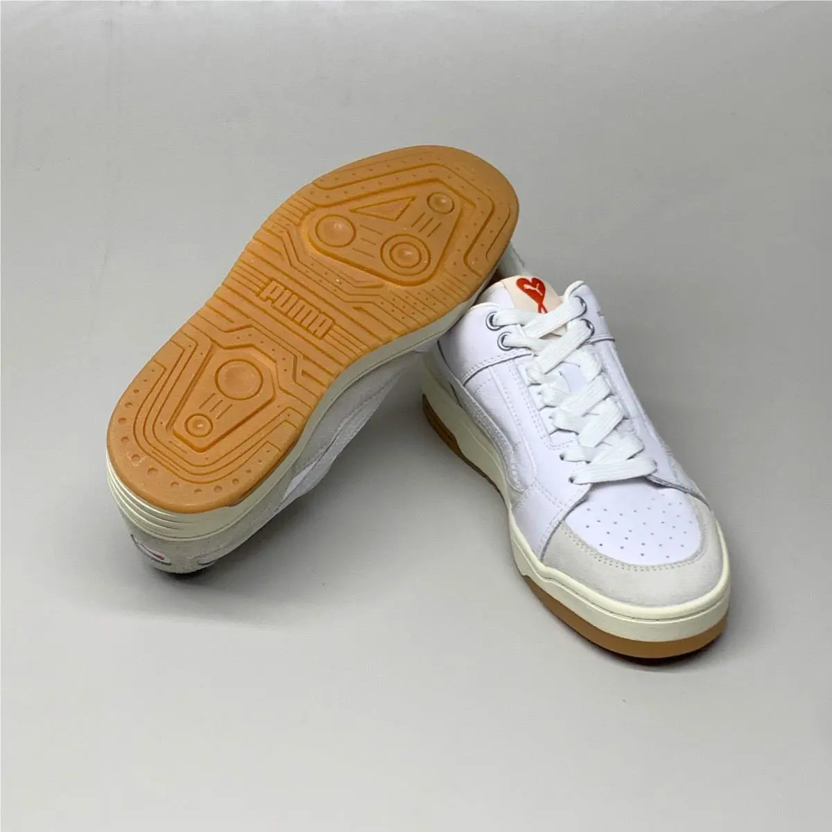 Puma shoes - Red, Taupe, White, Light Brown (UPC: 195100220257) 0