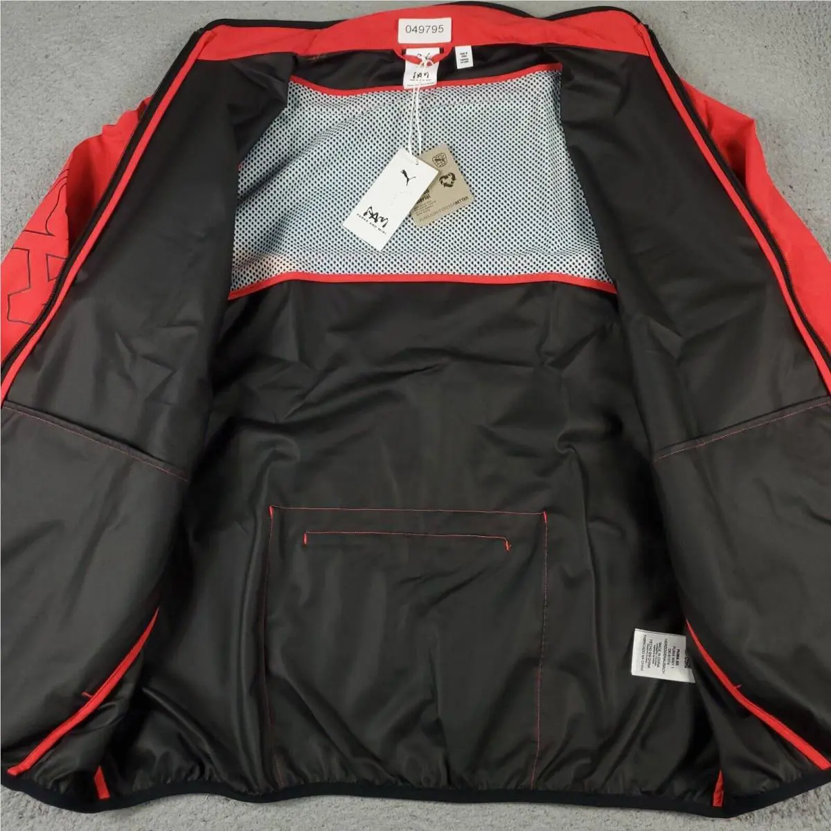 Puma clothing - Red 2