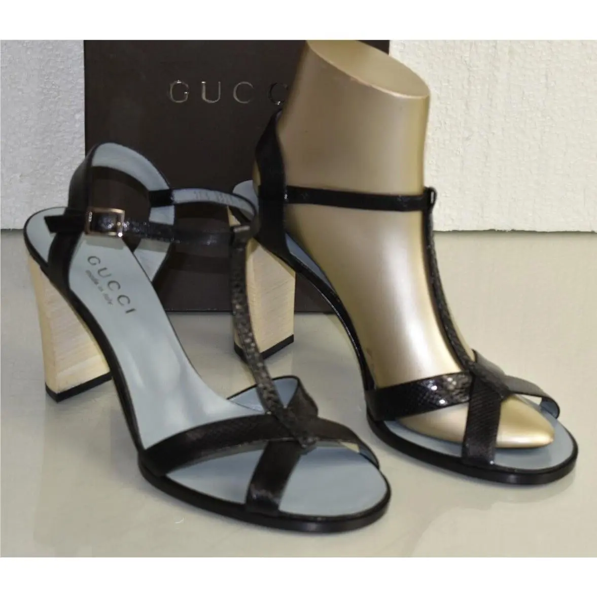 Sandals Exotic Karung Snake T Strap Black Block Heel Shoes 9 by Gucci