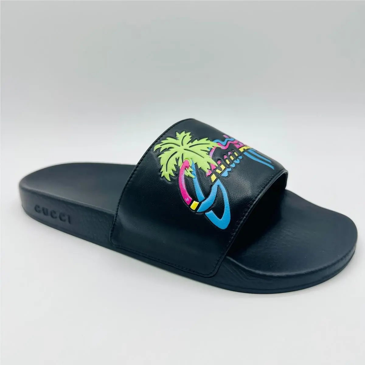 Gucci Men`s Black Leather Top Rubber Sole Hawaii Logo Slipper Sandal 630601 1000