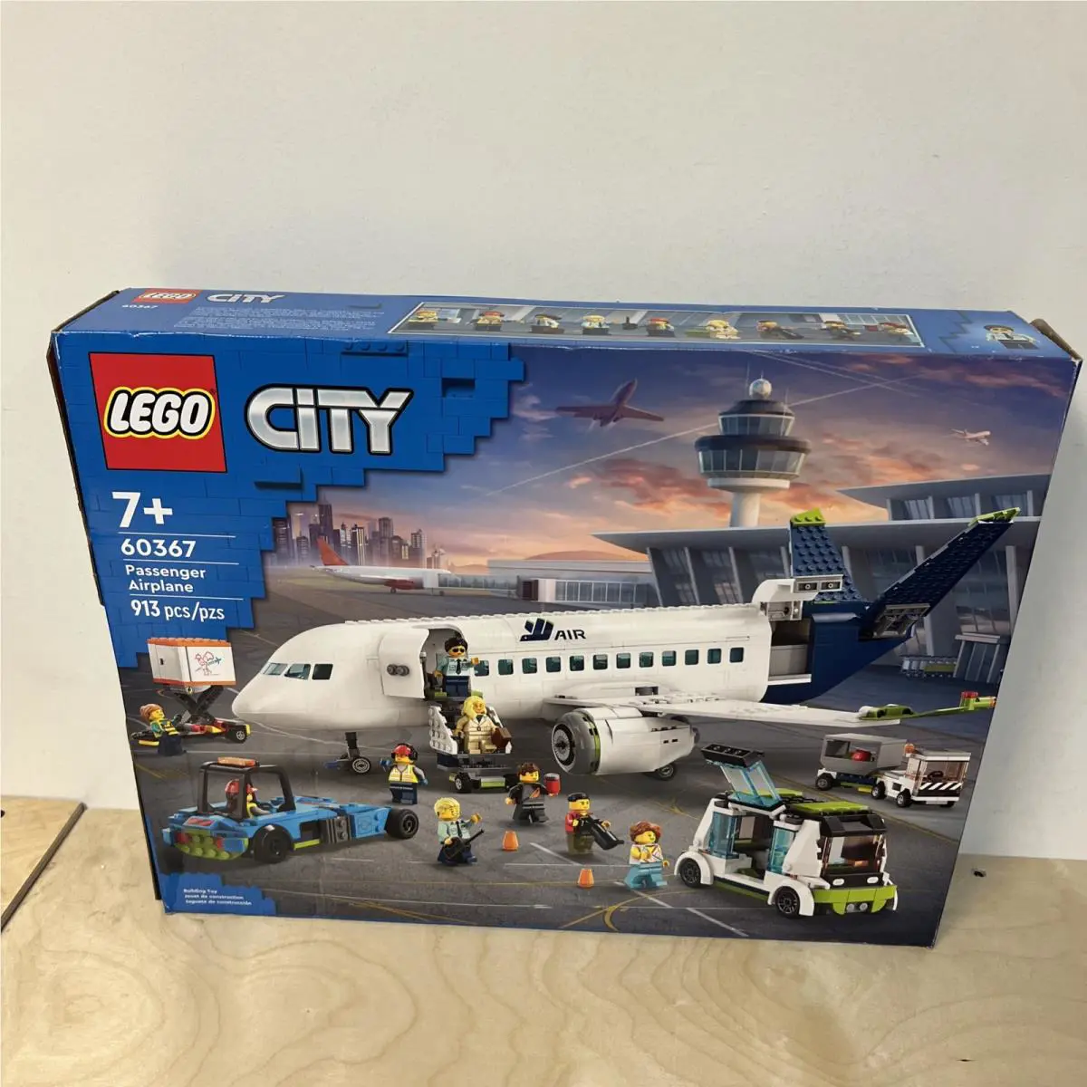 Lego City Passenger Airplane Set - 913pcs Building Set For Kids - Ages 7+