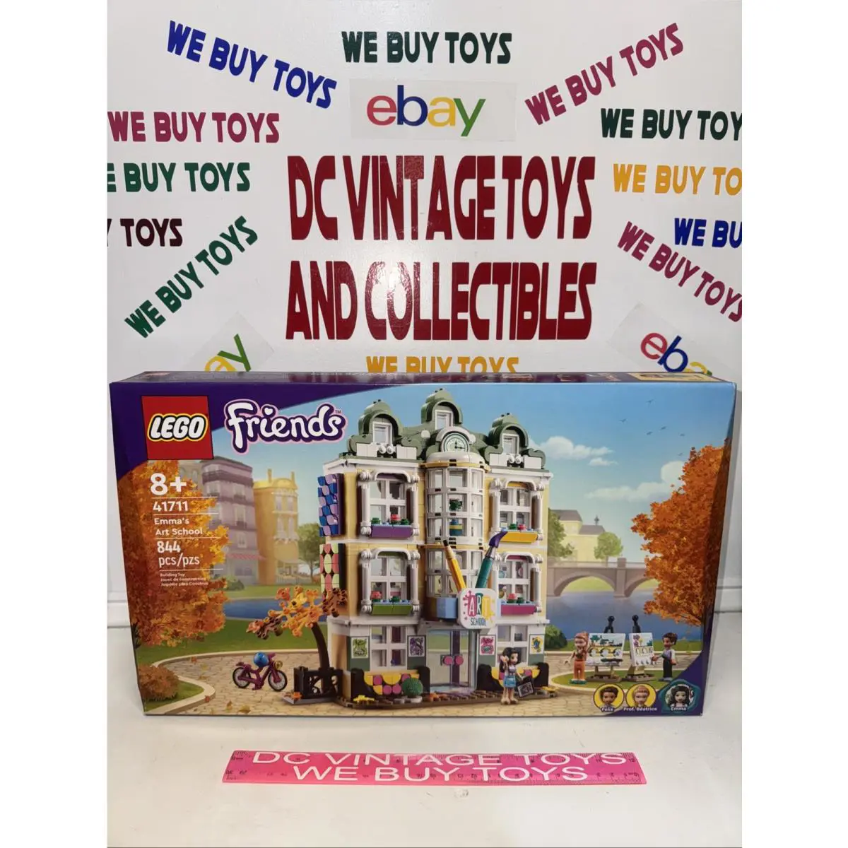 Lego Friends: Emma`s Art School 41711 Ships Fast
