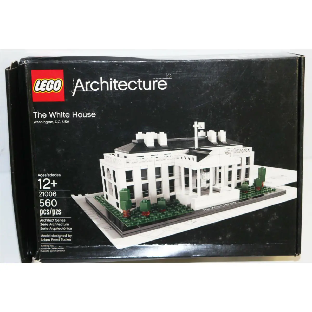2011 Lego Set - The White House 21006 Architecture Series 560 pc