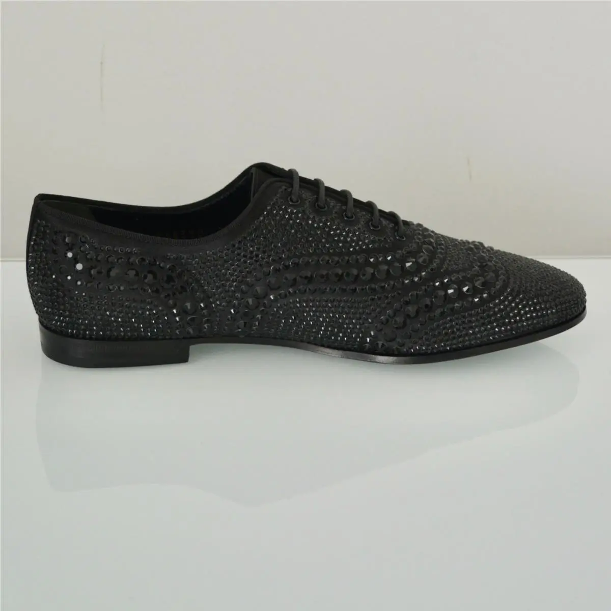 Womens Satin with Black Crystals Lace UP Shoes EU 39 US 9 Italy by Gucci