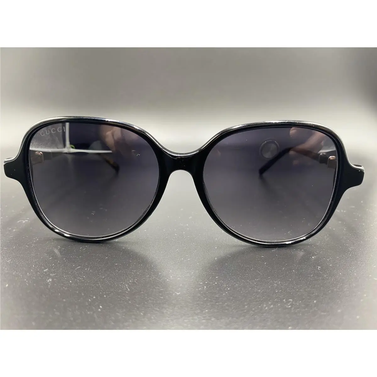 GG0756S 001 Black Frames Gray Gradient Lens 55-17-145. Italy by Gucci