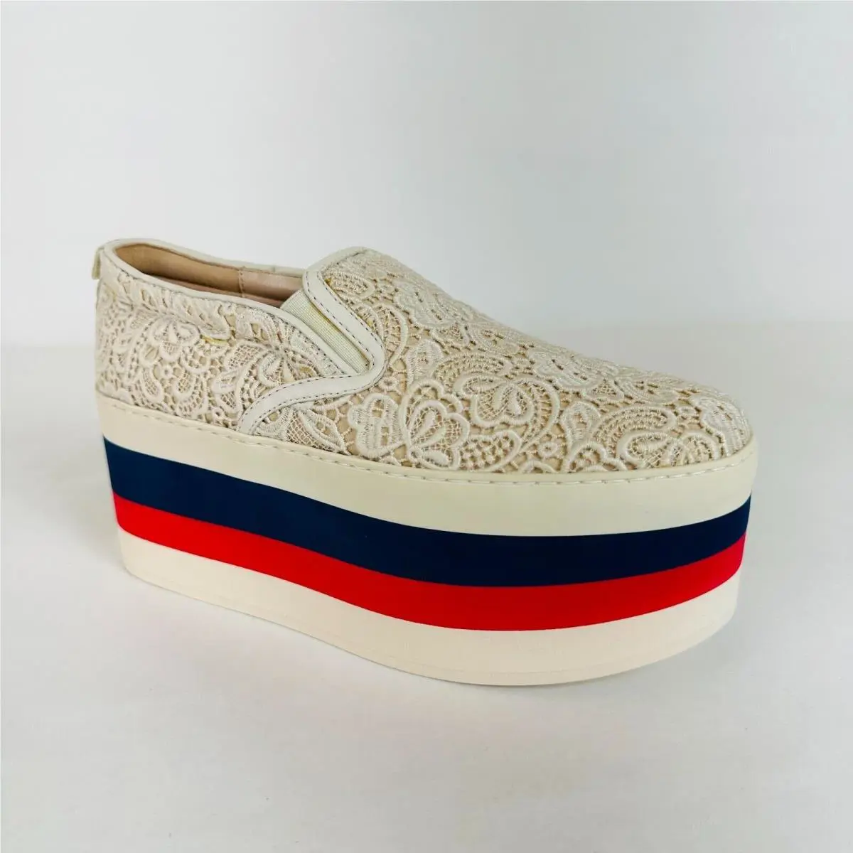 Gucci Women`s Beige Floral Lace Slip On Platform Sneaker 38.5/US 8.5 505808 9116