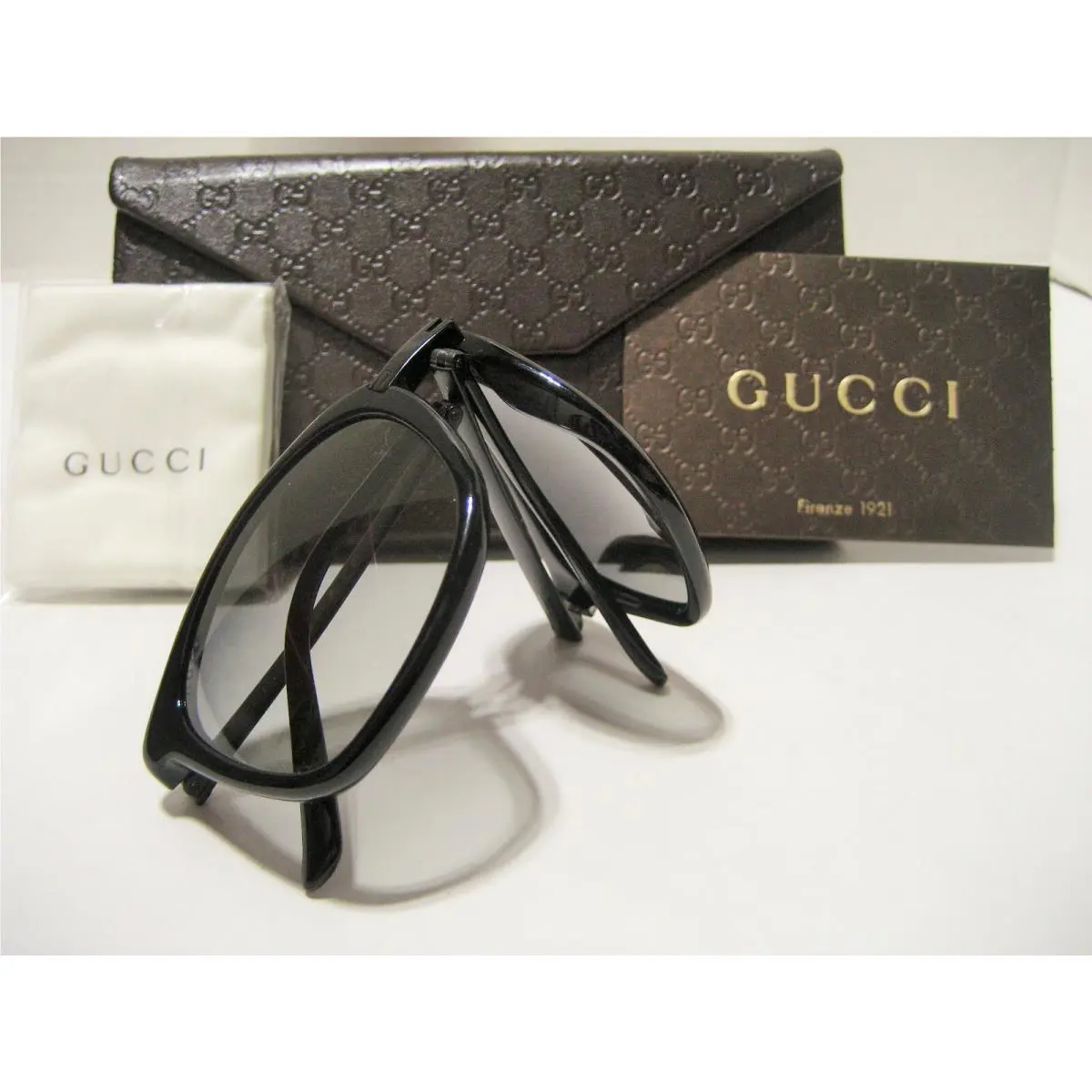 Gucci Mens GG 1050/S Black Grey Gradient Foldable Acetate Frame Sunglasses