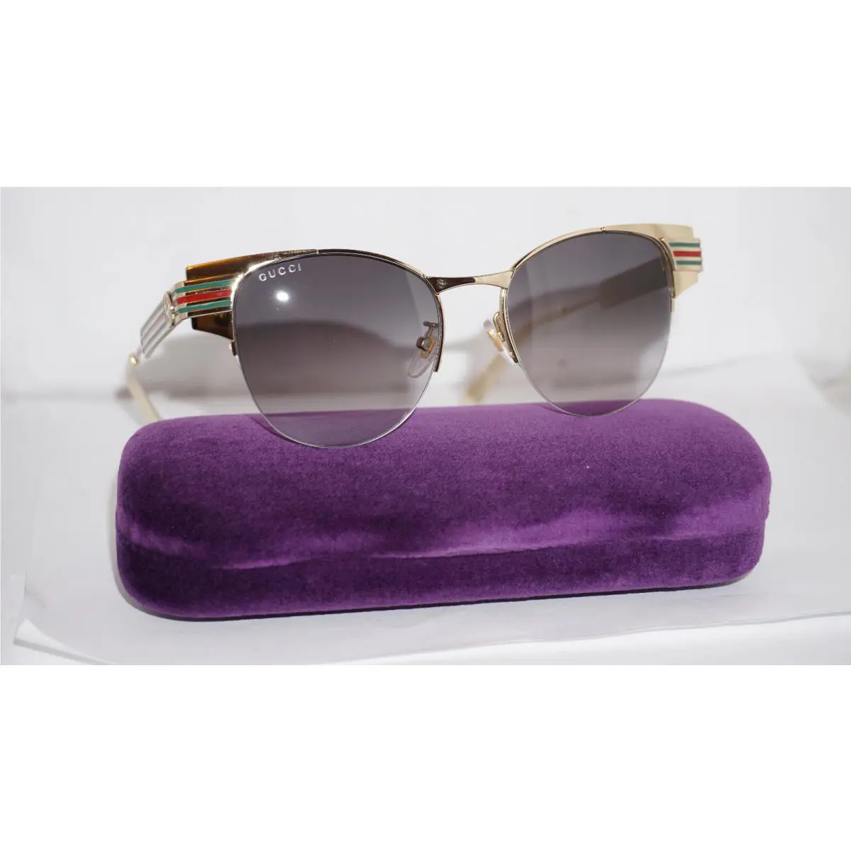 Gucci Sunglasses Gold Gold Grey GG0521S 001 52 18 145