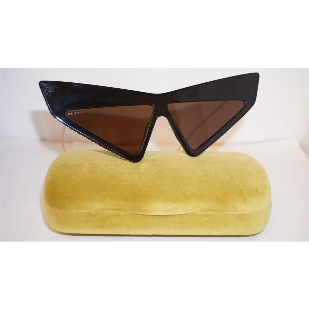 Gucci Sunglasses Hollywood Black Gold Brown Crystal GG0430S 002 70 10 145