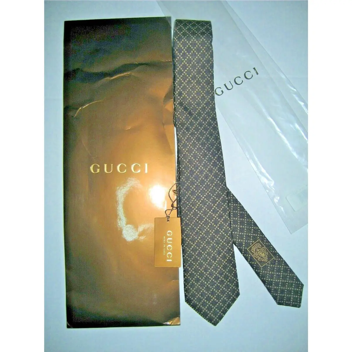 Gucci Diamond Dot Pattern Brown Gold Silk Wool Modern Neck Tie 2.9 Gift Bag