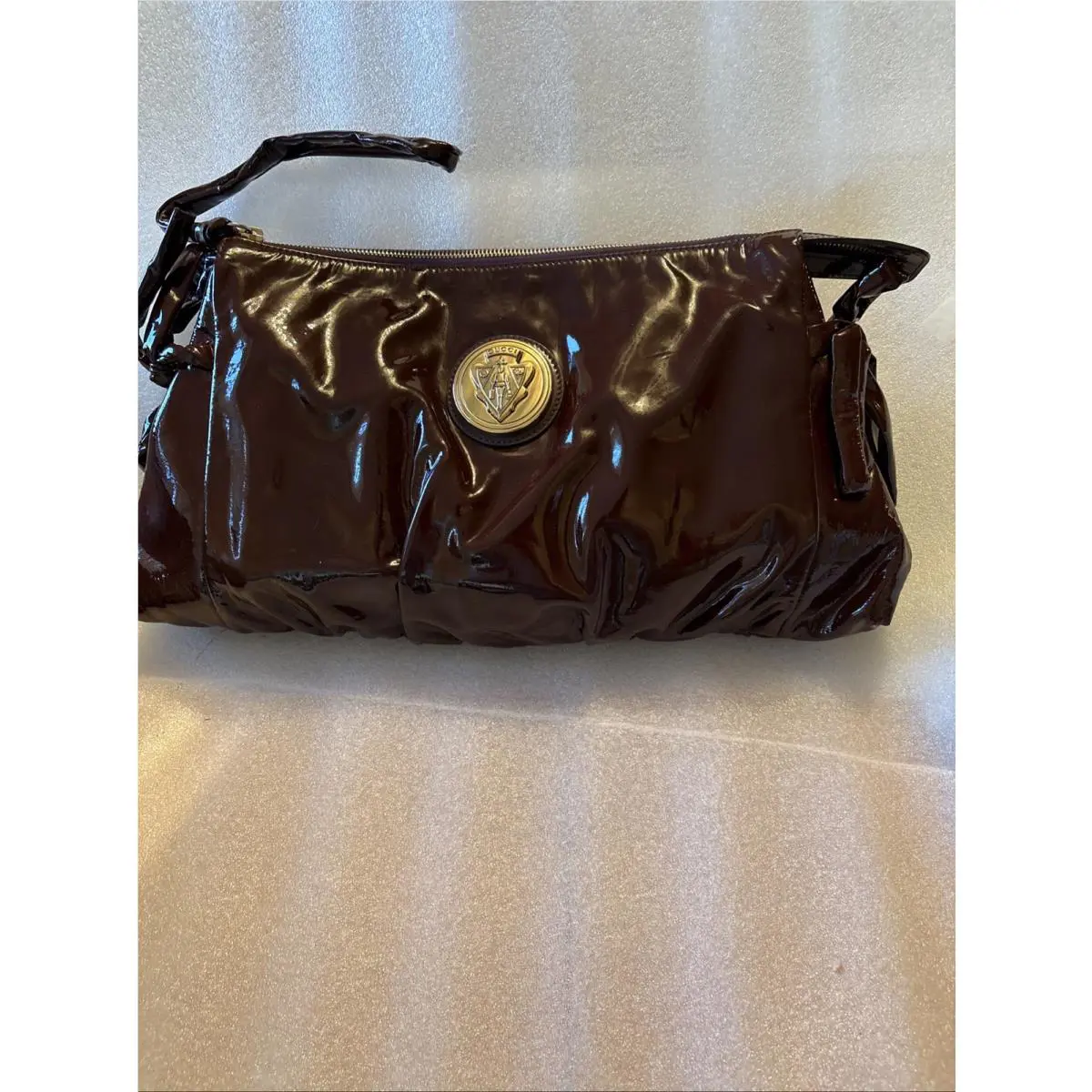 Gucci Patent Leather Hysteria Clutch Bag 197015 Brown Color Wrist Strap