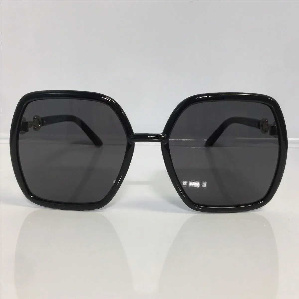 Gucci GG0890S 001 Black Oversized Plastic Woman’s Sunglasses
