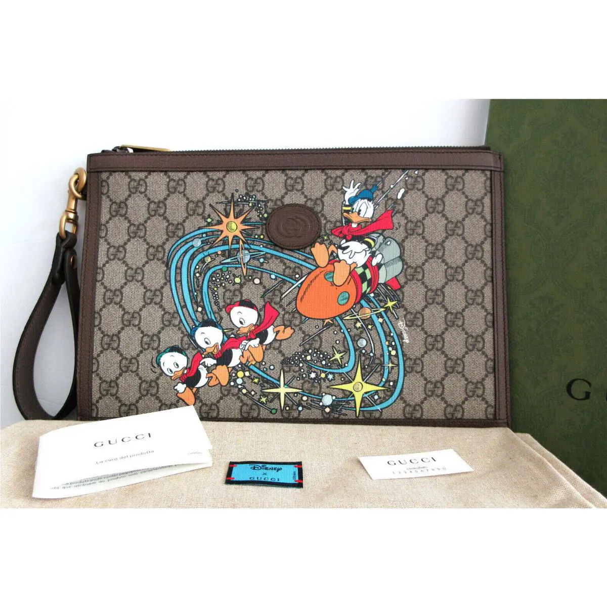 Gucci Disney Wristlet Clutch Bag Collector’s Item GG Supreme Donald Duck 647925