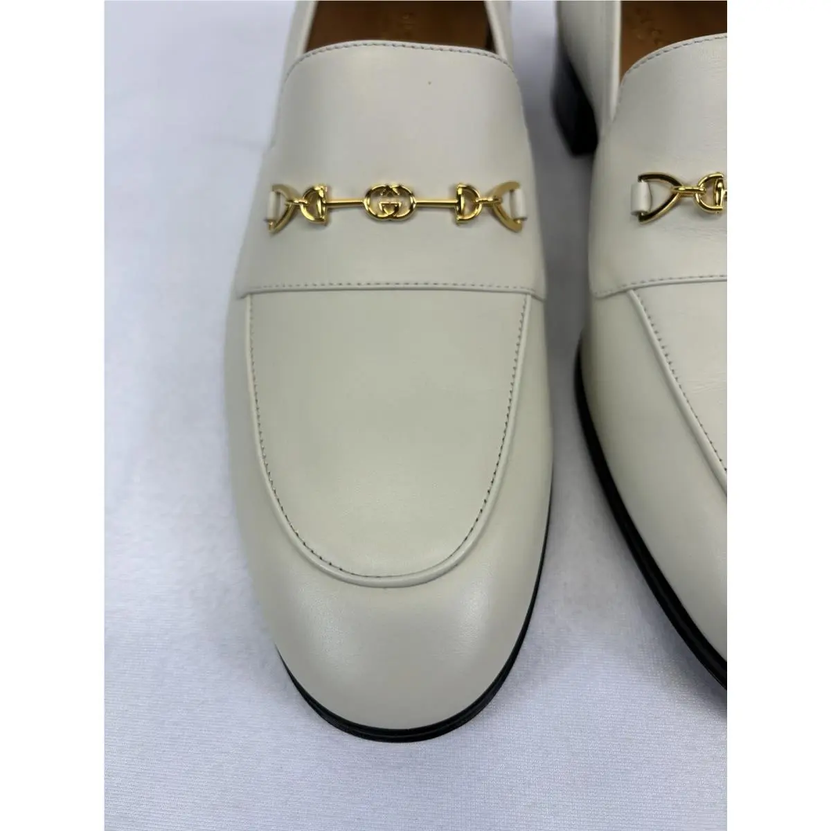 Gucci shoes - Mystic White 2