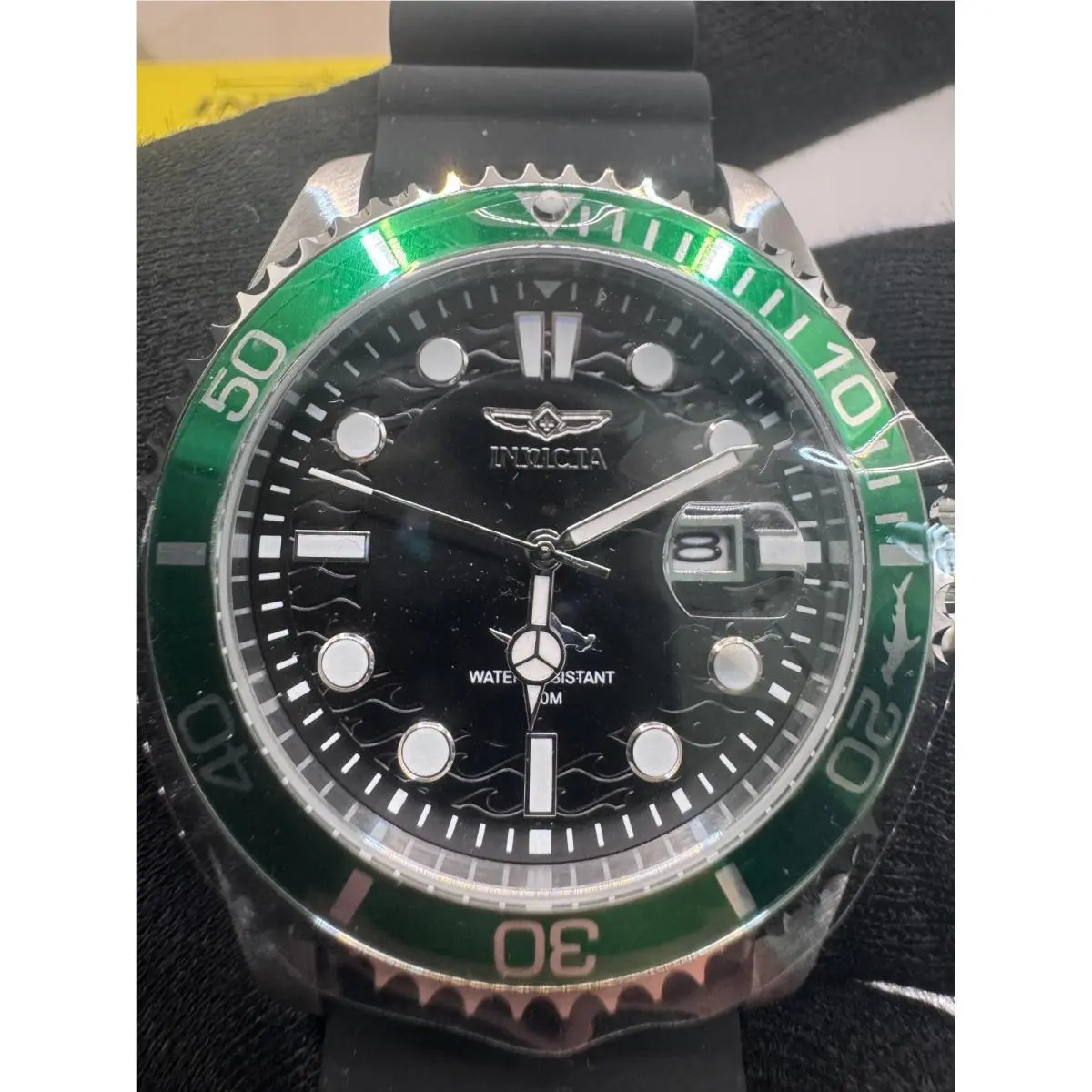 Pro Diver Shark 47166 43mm Green Bezel Black Dial Silicone Strap by Invicta