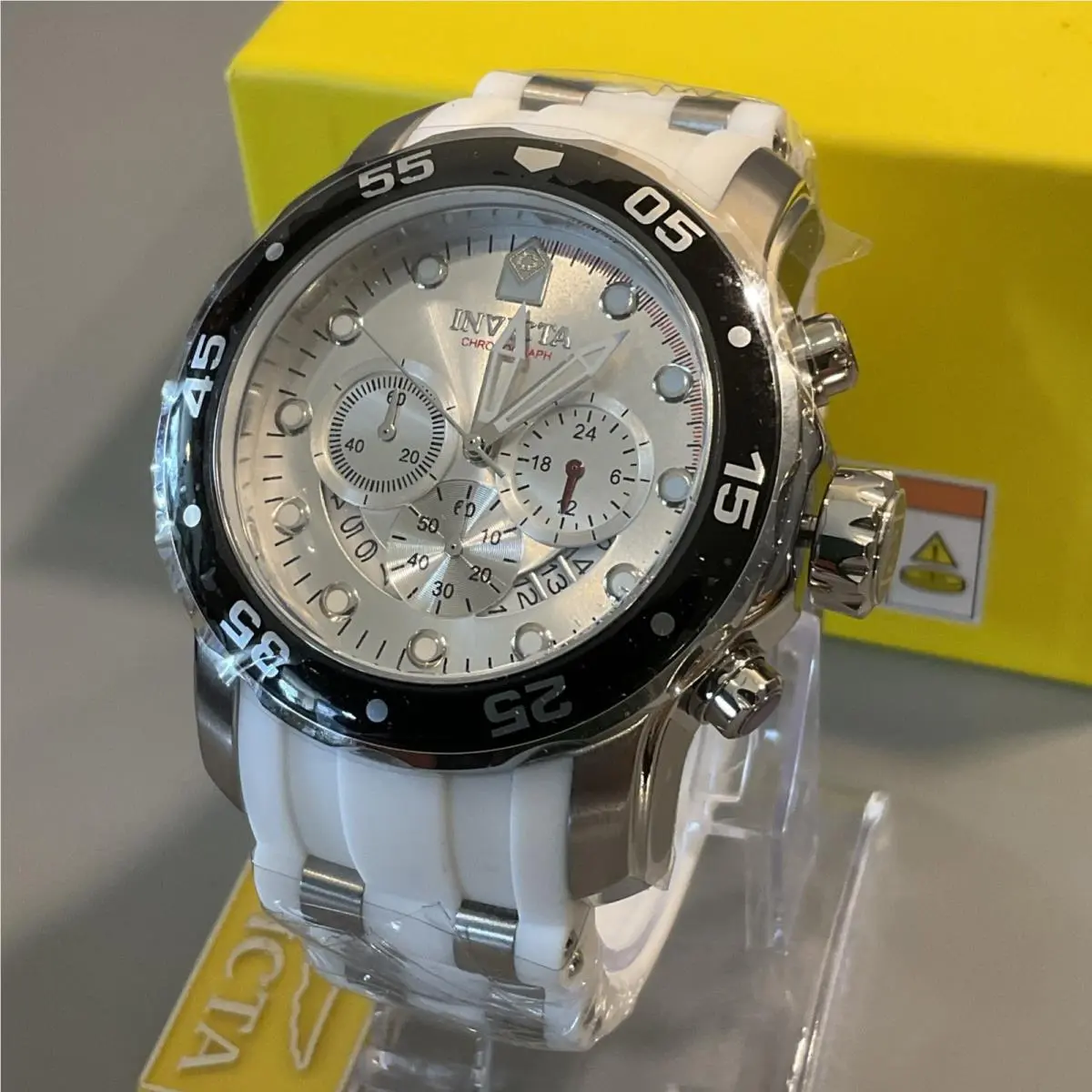 Invicta Men`s 48mm Pro Diver Scuba Quartz Chronograph Silver Tone SS Watch