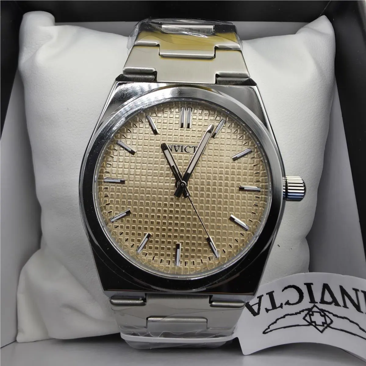 Invicta Speedway Zager Exclusive Quartz Champagne Dial Men`s Watch 48393 - Dial: Silver-tone, Band: Silver-tone, Bezel: Silver-tone