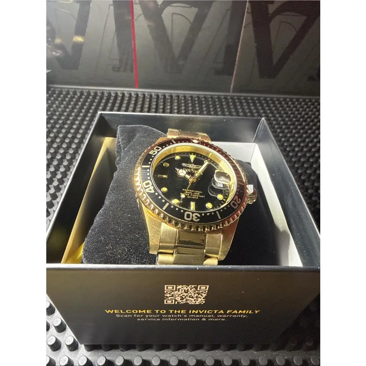 Invicta Pro Diver Anchoris 37.5mm Gold Plated 8936OB