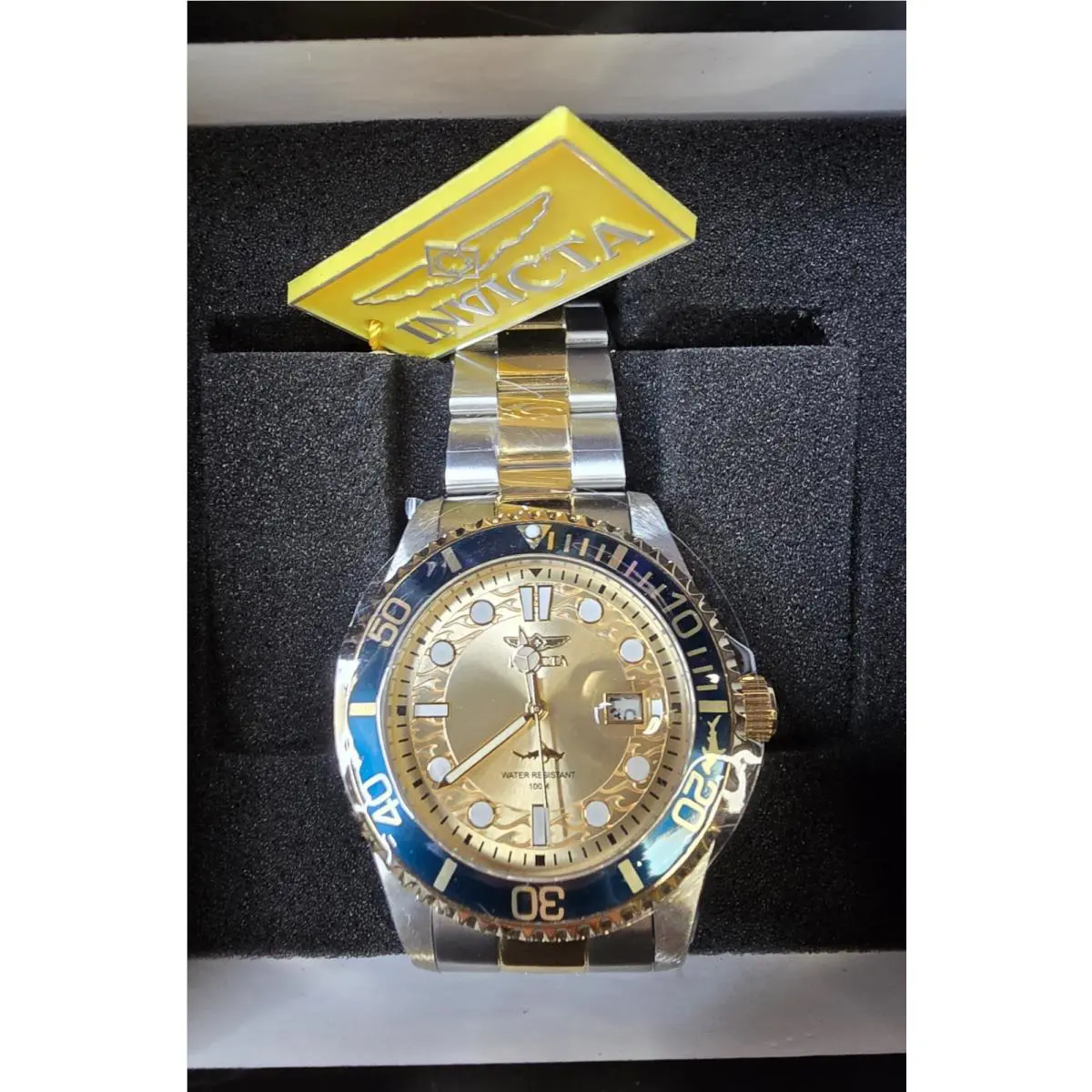 Invicta Mens Pro Diver 30022 43mm Quartz Steel Watch Free Invicta Keyring
