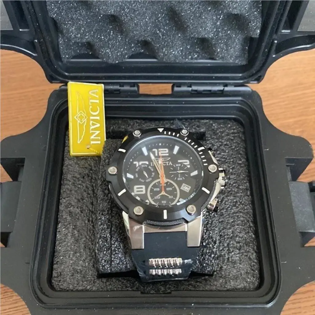 Men`s Invicta 19526 50mm Speedway Chronograph Silicone Strap Watch