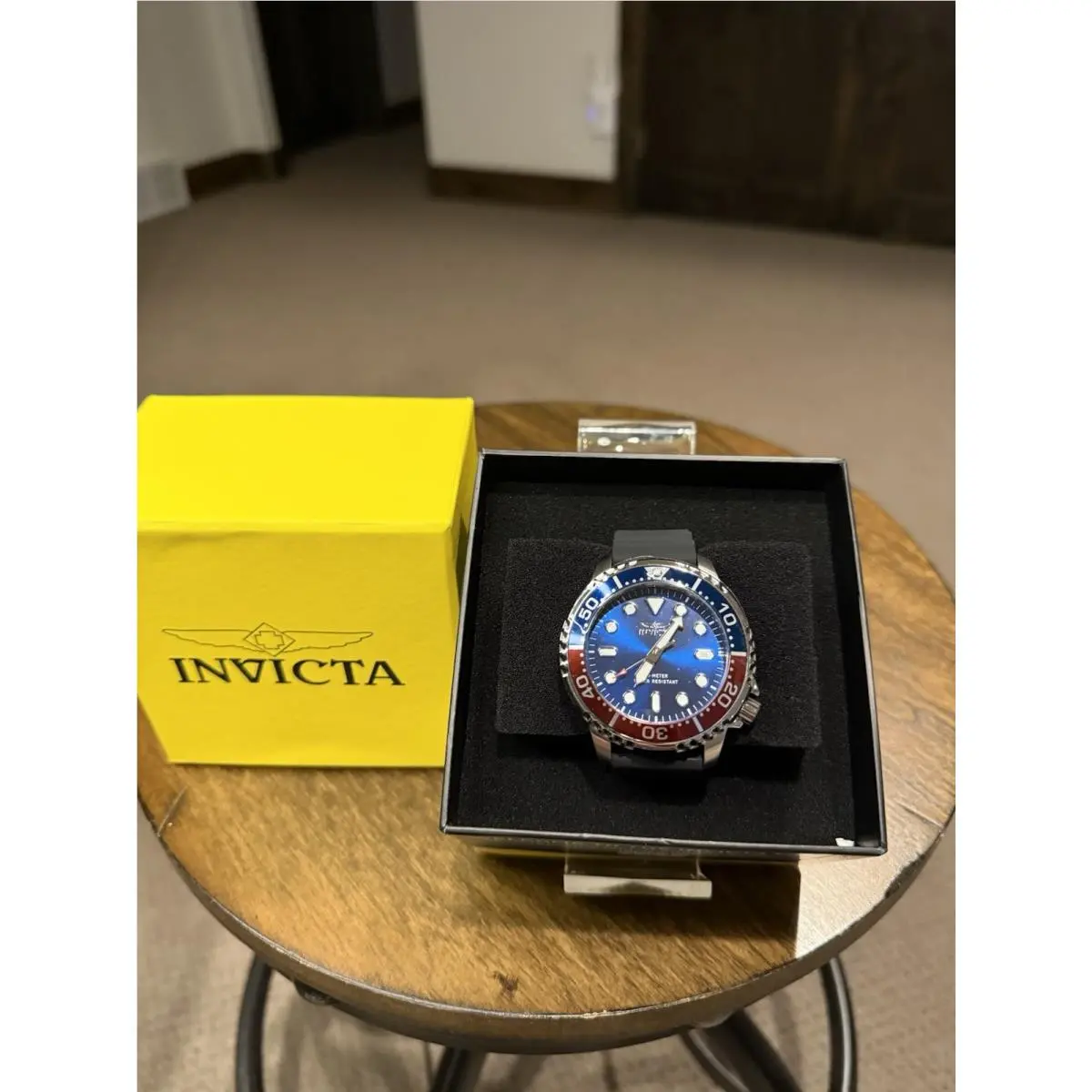 Invicta Pro Diver 48mm Red/blue “pepsi” Model 47222