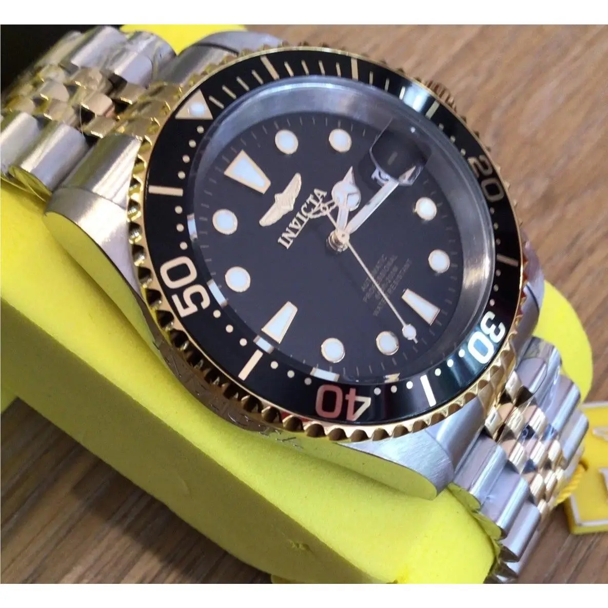 Men’s Watch-invicta Pro Diver Navigator Automatic Stell/gold 42 mm…..W2 by Invicta