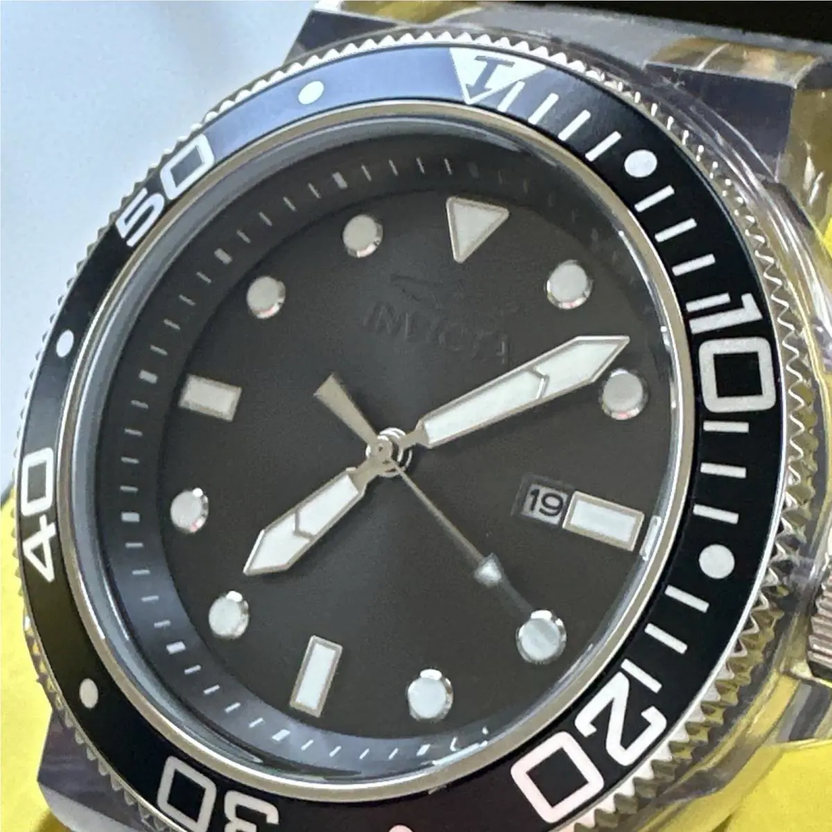 Watch Invicta 32330 Pro Diver Mens 51.50 Plastic Stainless Steel Aluminum