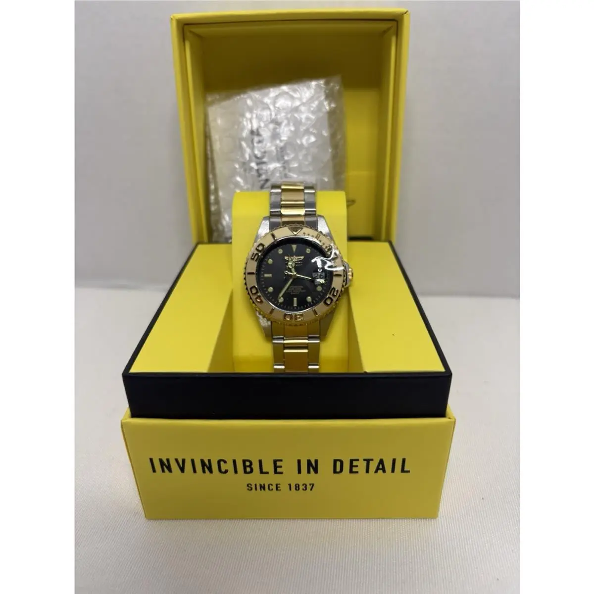 Invicta Pro Diver Quartz Black Dial Men`s Watch 29941