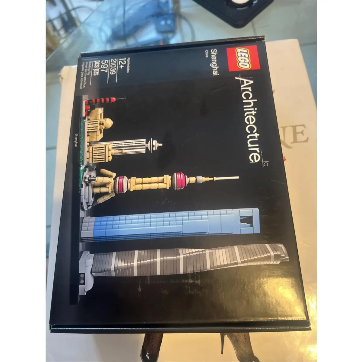 Lego Architecture: Shanghai 21039 Wear Box