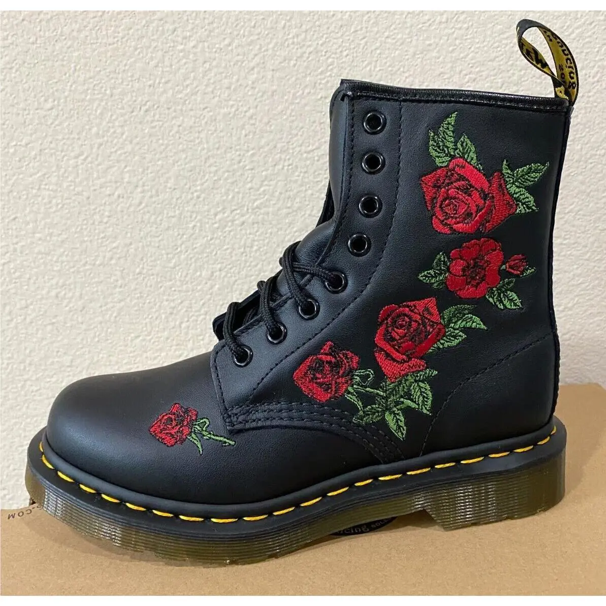 Dr. Martens shoes - Black/Red Roses 1