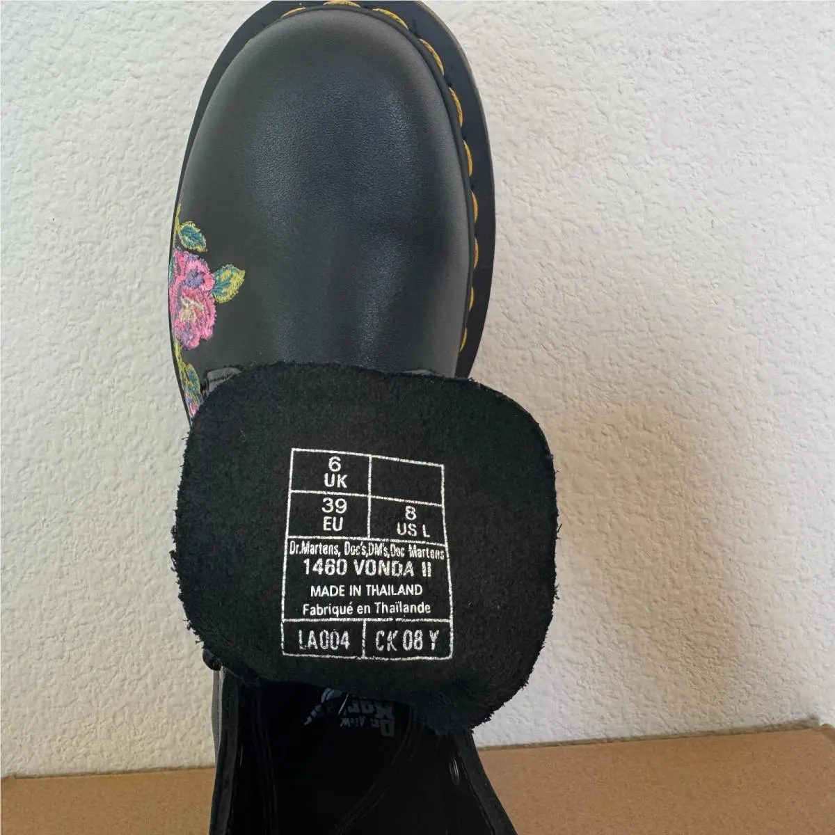 Dr. Martens shoes - Black/Red Roses 15