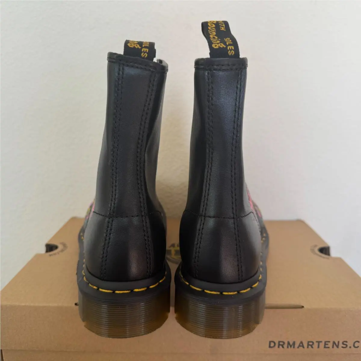 Dr. Martens shoes - Black/Red Roses 17