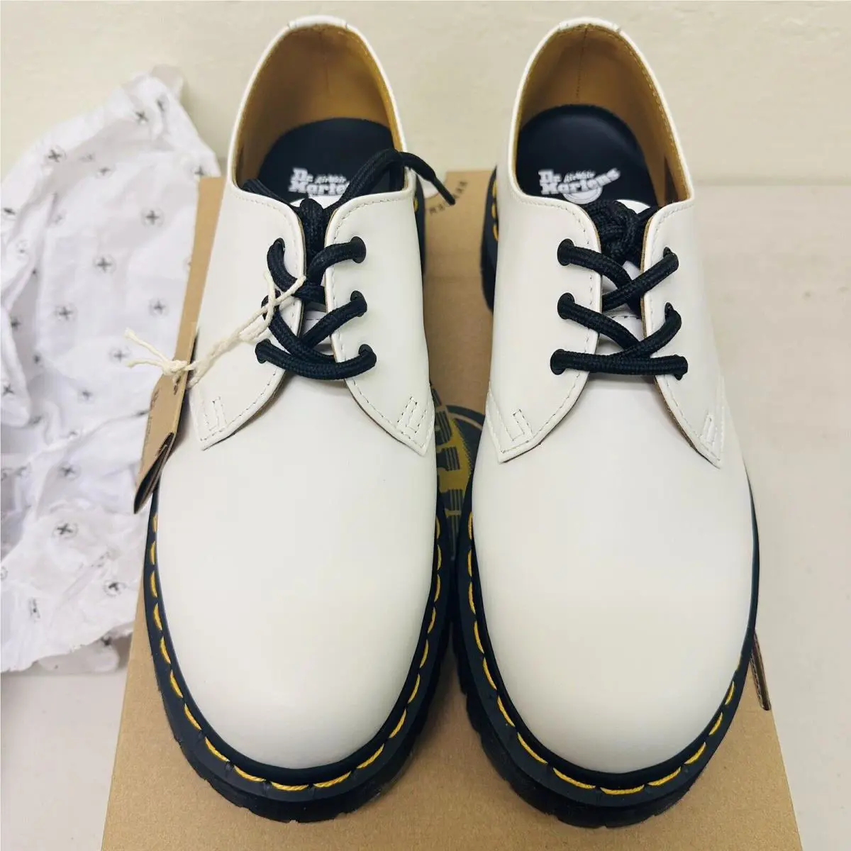 Dr. Martens shoes - White 1