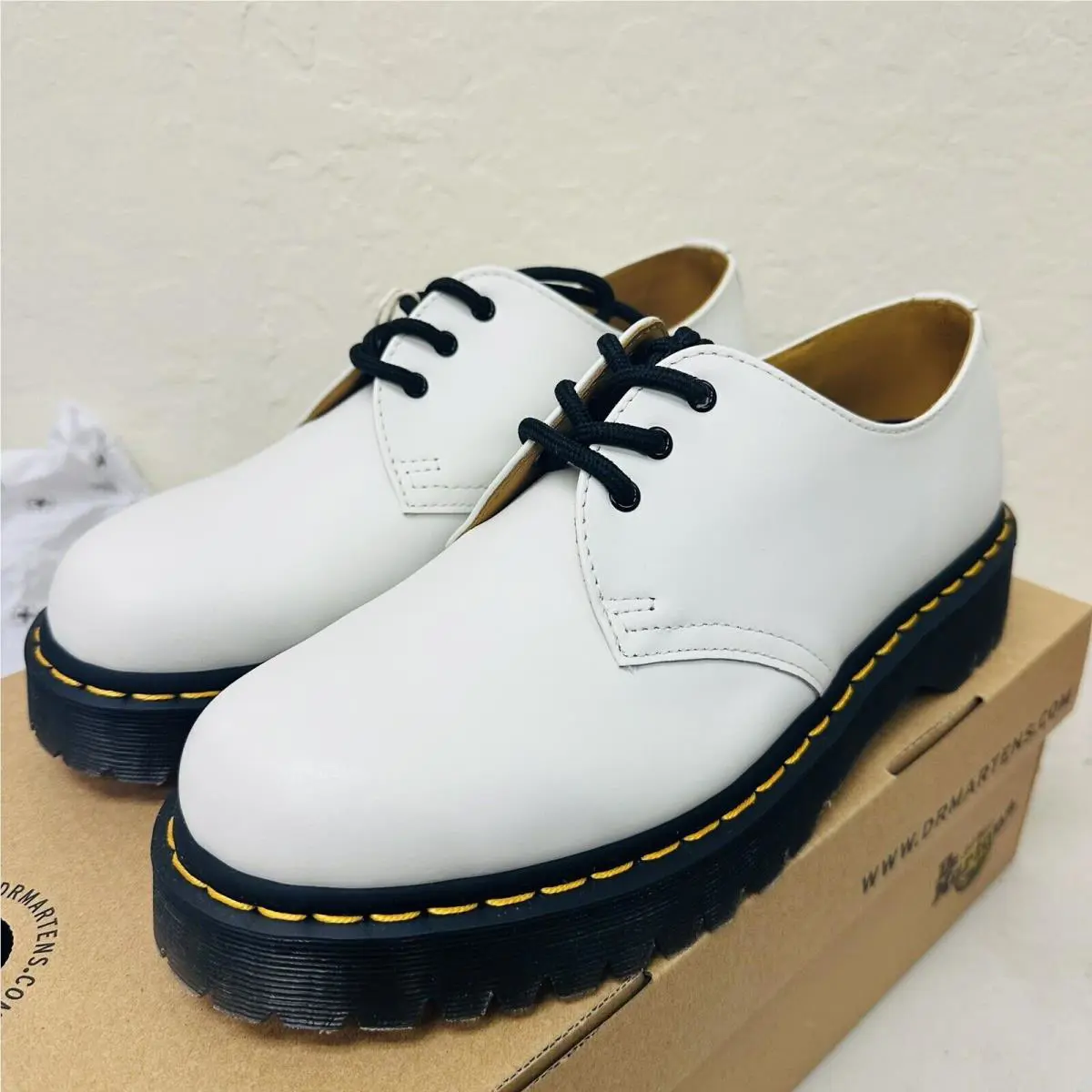Dr. Martens shoes - White 6
